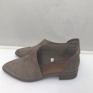 Universal Thread Shoes - Women’s micro suede shoes Universal Thread Shoes - Women’s micro suede shoes